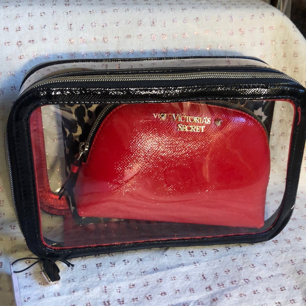 VS COSMETIC CASE LEOPARD RED CLEAR